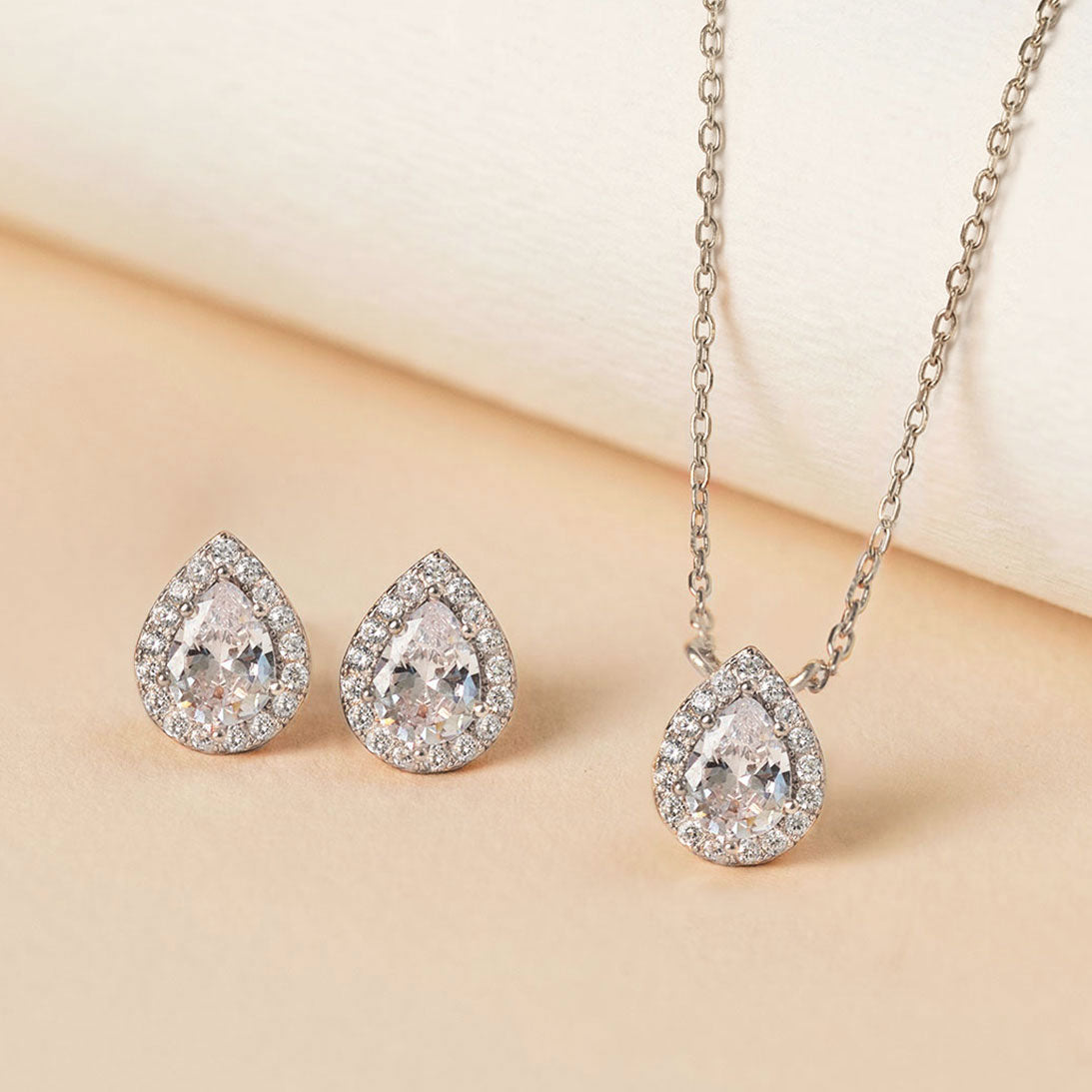 Margaux Teardrop Jewelry Set