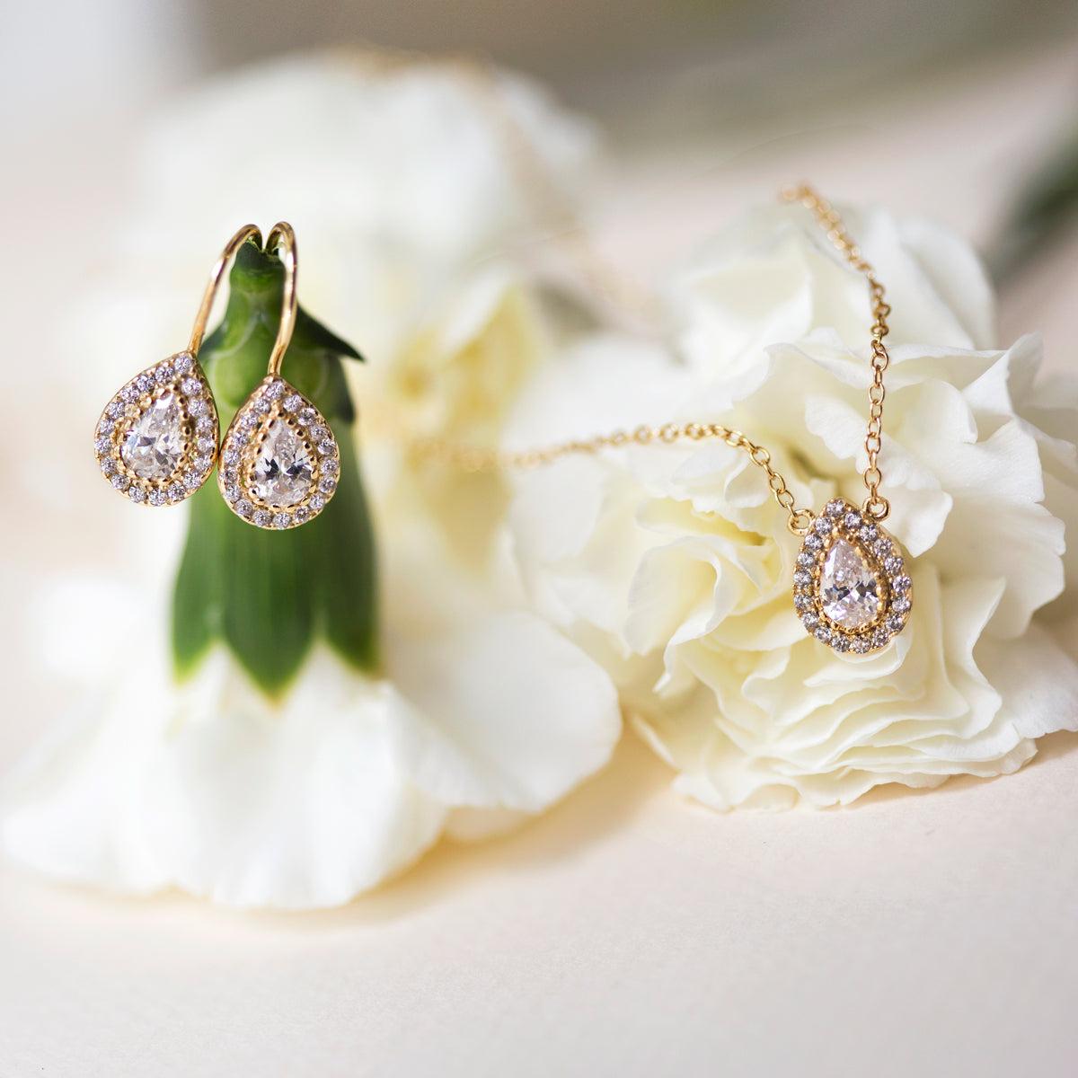 Margaux Petite Drop Earrings - Amy O. Bridal