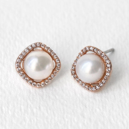 Perla Cushion Halo Stud Earrings