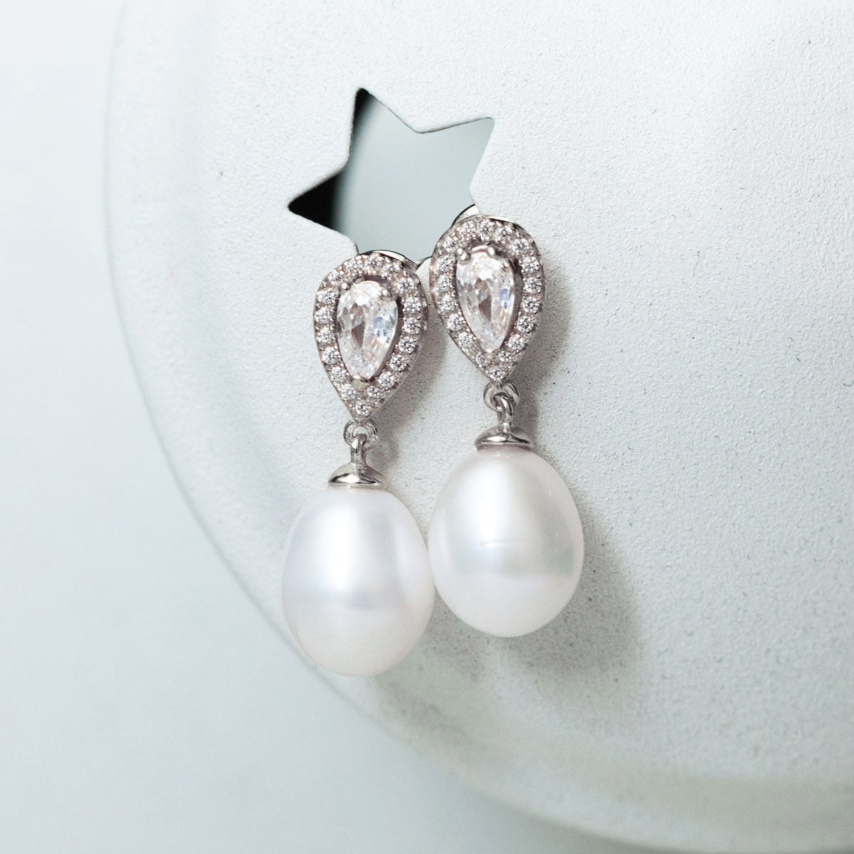 Freshwater Pearl Drop Earrings