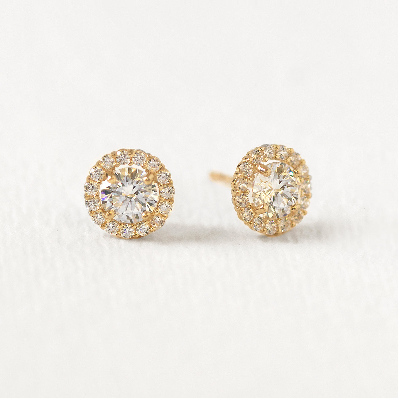 Solitaire Halo Studs