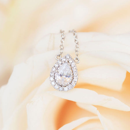 Margaux Teardrop Necklace PM