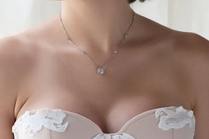 The Necklace Guide: For the Sweetheart Line