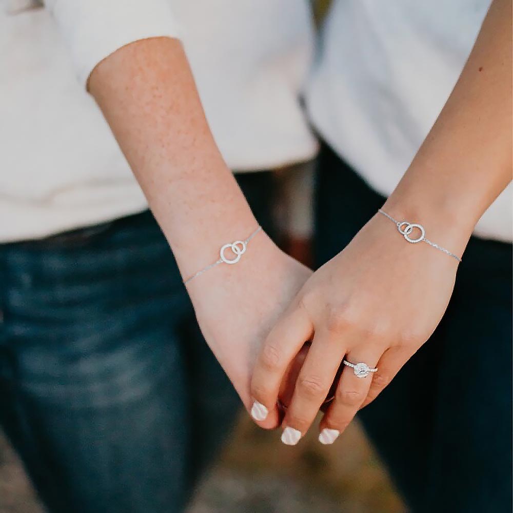 Interlocking Circle Bracelet