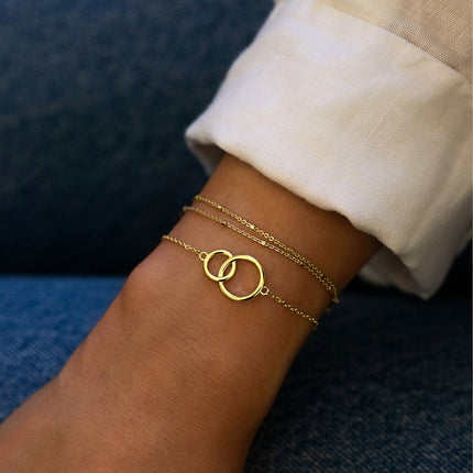 Classic Interlocking Circle Bracelet