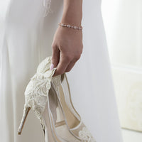 Daisy Tennis Bracelet - Amy O. Bridal