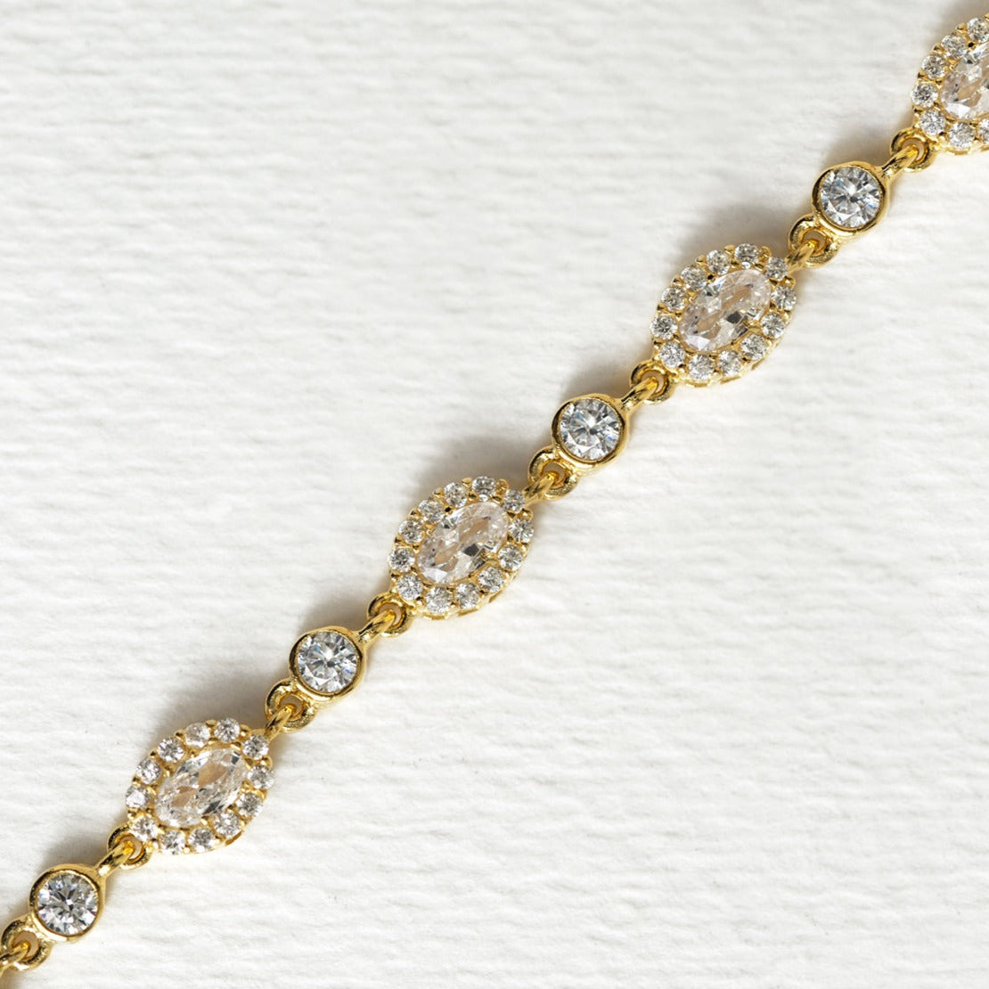 Ovali Crystal Tennis Bracelet