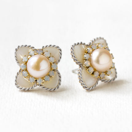Flora Mother of Pearl Stud Earrings