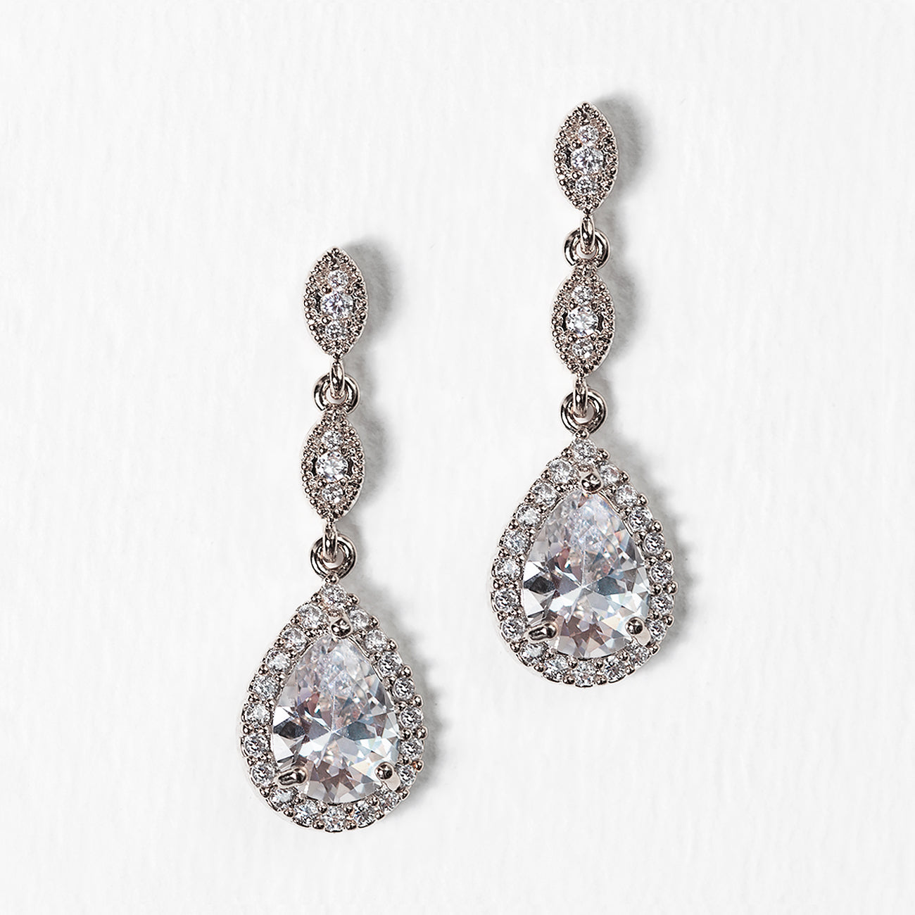 earrings for bridesmaid dress Bridesmaid Earrings: FAQ + Expert Answers Sunrise Bling Jewelry