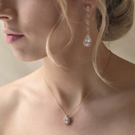 Daisy Long Drop Earrings and Necklace Set