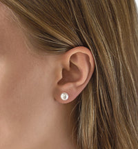 Perla Classic Stud Earrings - Amy O. Bridal
