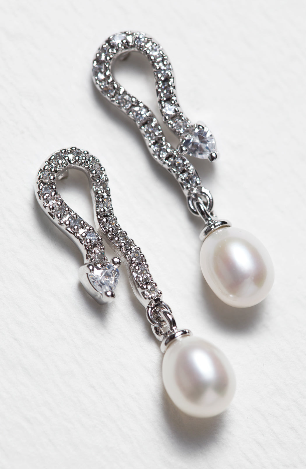 Jolie Vintage Pearl Earrings - Amy O. Bridal