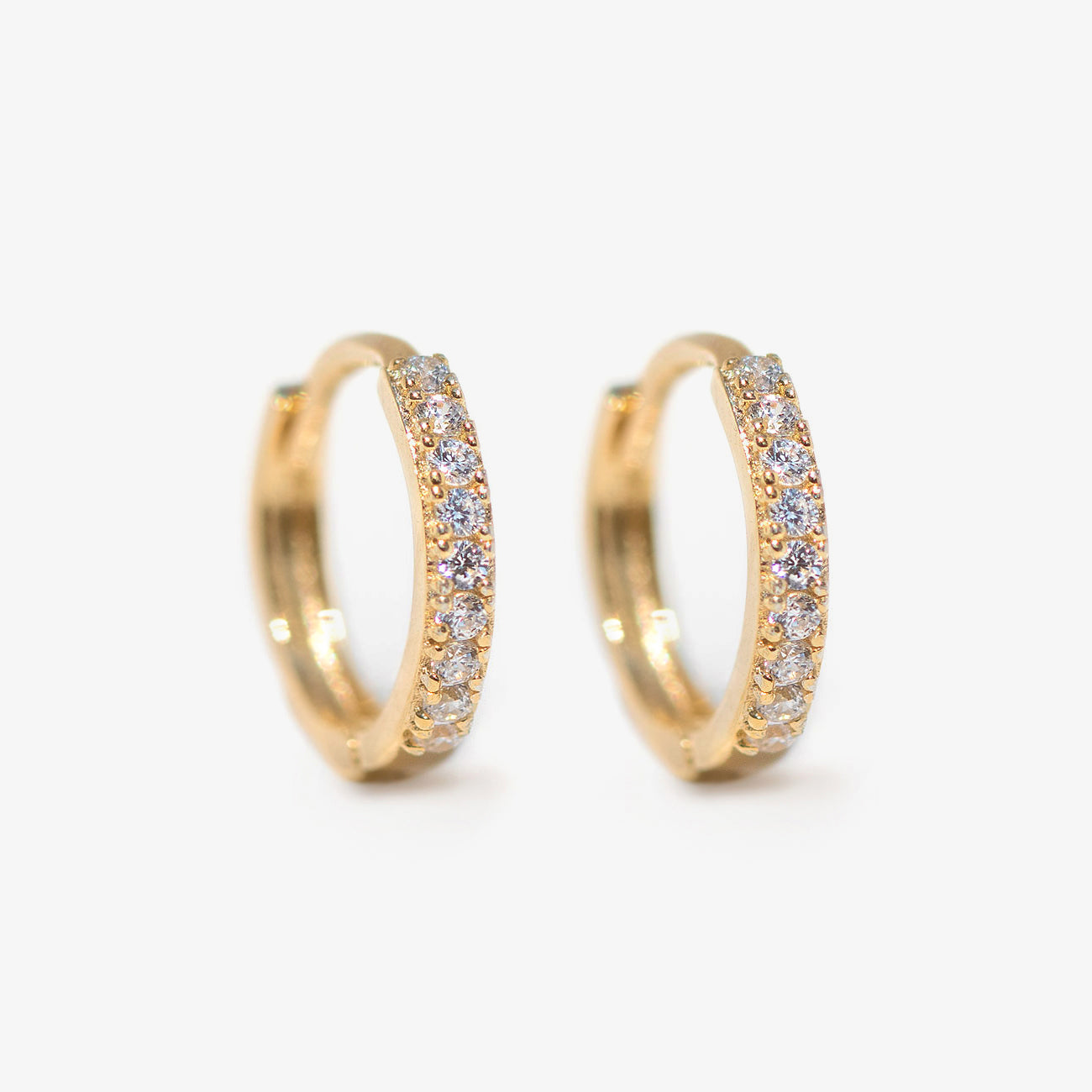 Update more than 224 gold diamond hoop earrings small super hot