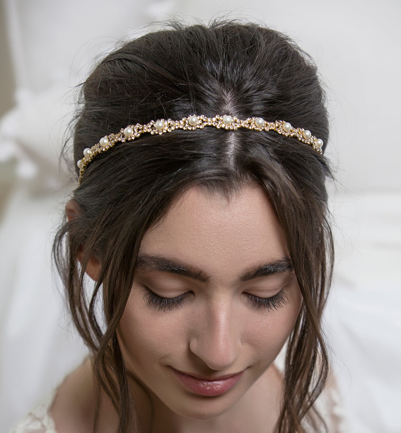 Pearl Bridal Headband | Pearl Headpiece, Classic Hair Piece  display picture 2