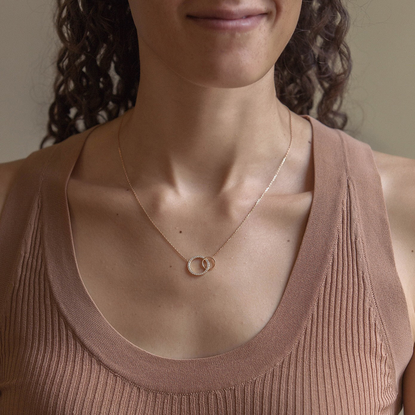 Pavé Interlocking Necklace