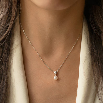 Halo Freshwater Pearl Pendant Necklace