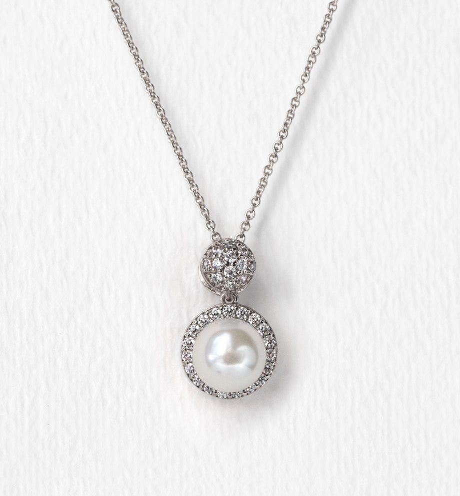 Brea Pearl Pendant Necklace