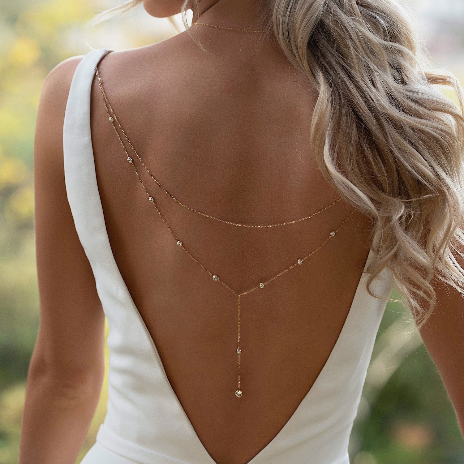 The Complete Guide to Bridal Jewelry Styles, Based on Your Wedding Gown  Neckline - Wedded Wonderland