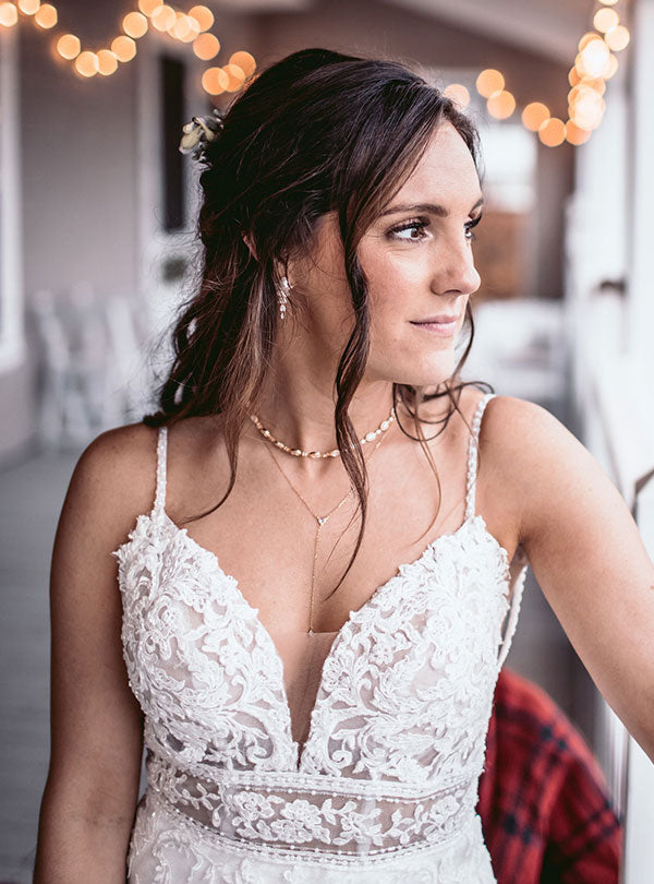 Bridal shop lariat necklace